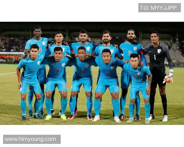 印度足球明星时尚穿搭解析展现个性与风格的完美结合