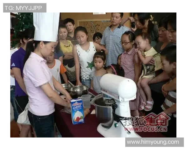 足球明星享受夏日清凉时光与冰淇淋的甜蜜瞬间